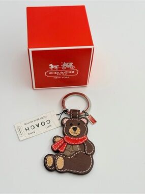 VINTAGE NWT Coach Leather Teddy Bear Bag Charm Keyfob